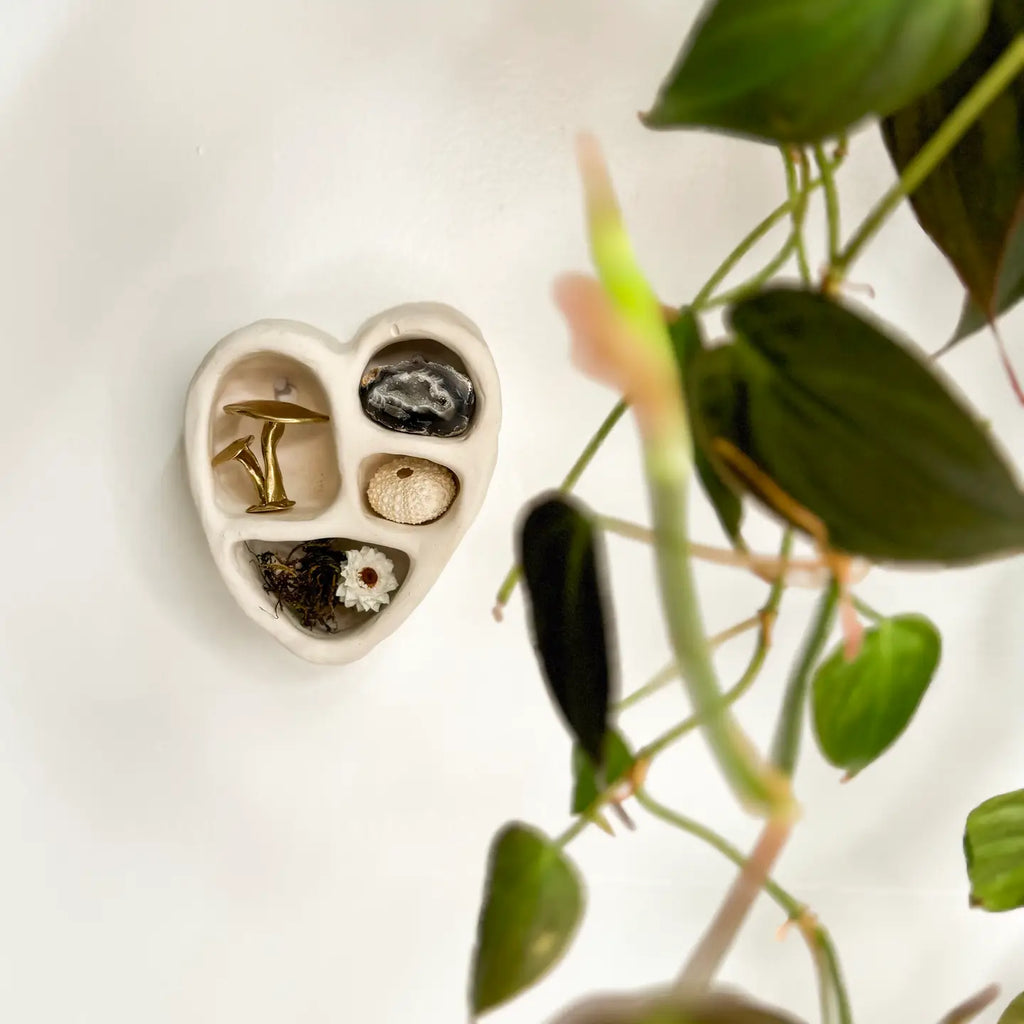 Cement Heart of Inspiration | White
