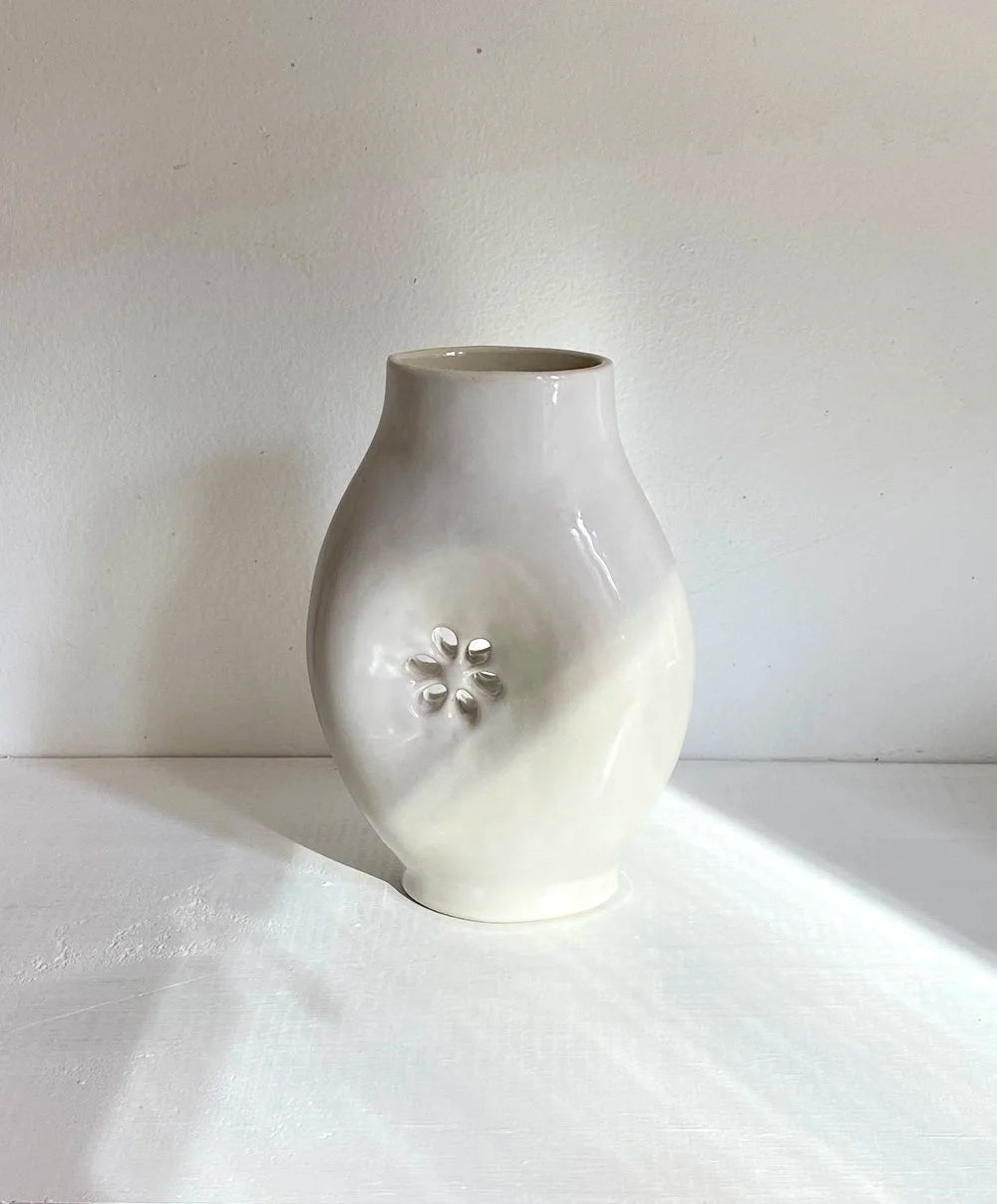 Daisy Vase | White