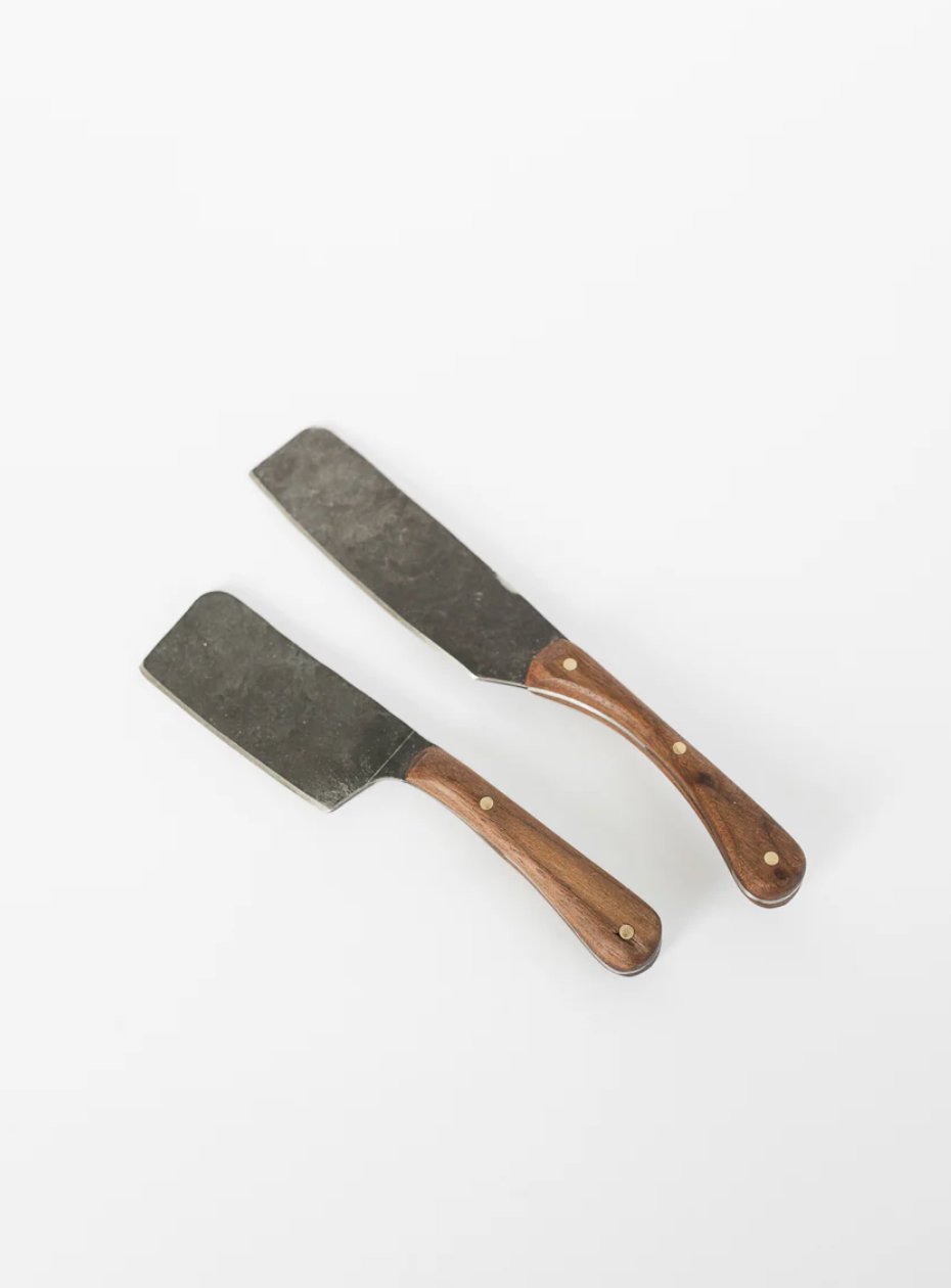 Hand-Forged Knife | Walnut | Large