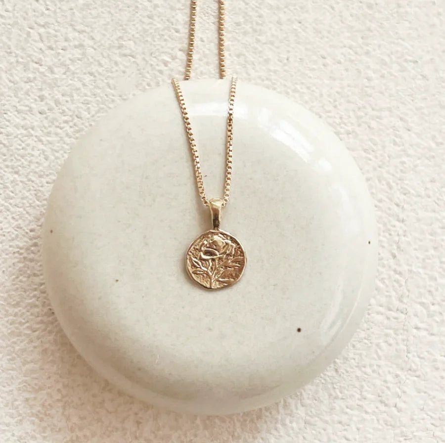 Rosa Necklace | 18" Box Chain | Gold