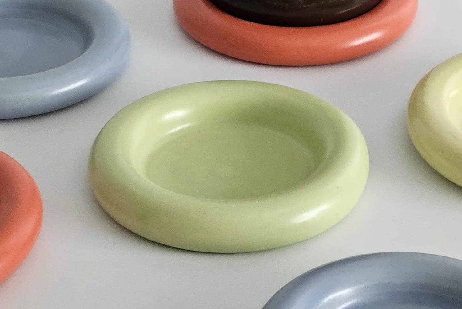 Chunky Plate in Pear | Medium
