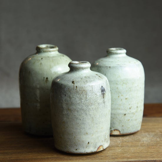 Medium Bud Vase | Foraged Clay & Glaze