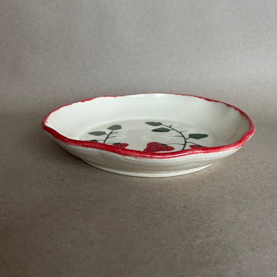 Strawberry Flowers Plate | Large