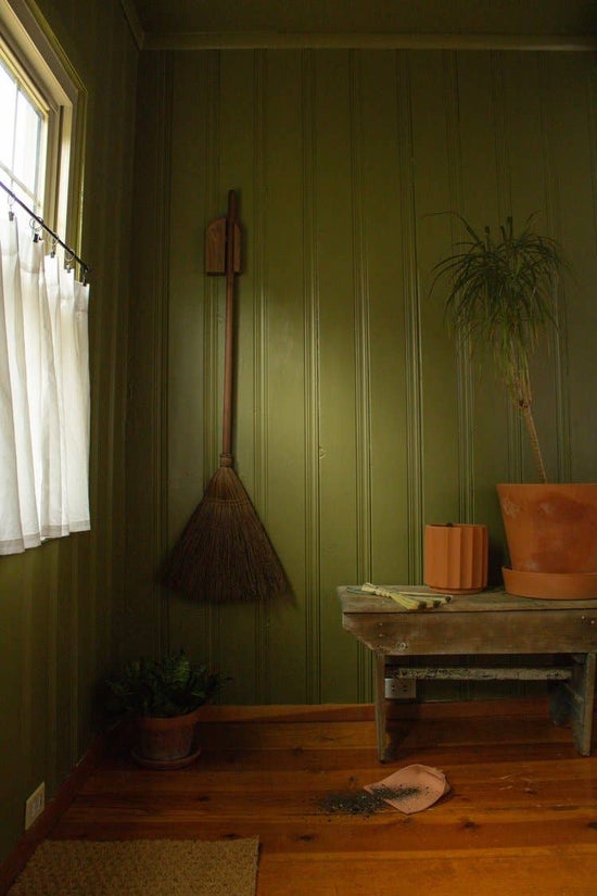 Lumber Broom |  Walnut