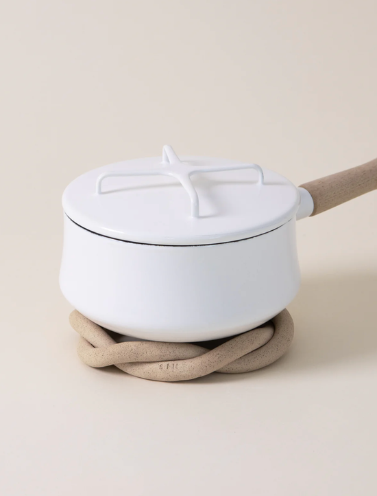 Twist Trivet | Sand