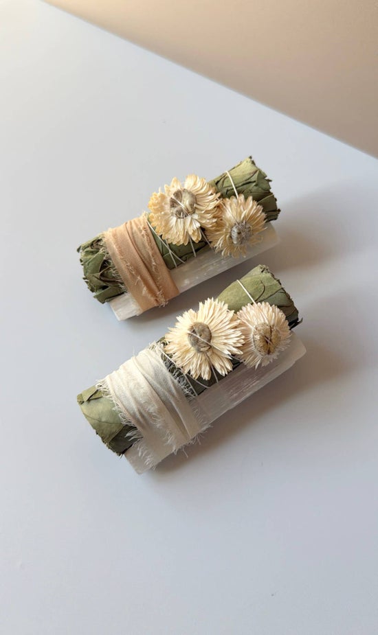 Selenite Smudge Wand | Beige Ribbon