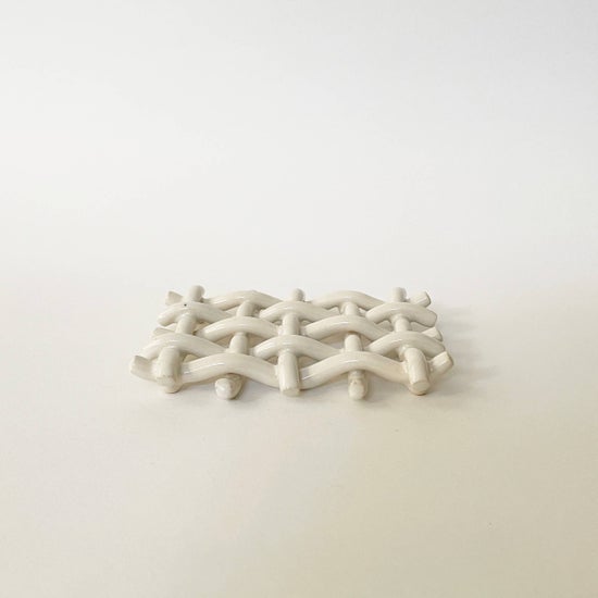 Handmade Ceramic Lattice Soap Dish | Warm White